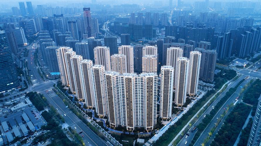 融信中国“自律”换自由 不拿亏钱的地，“三道红线”零踩线